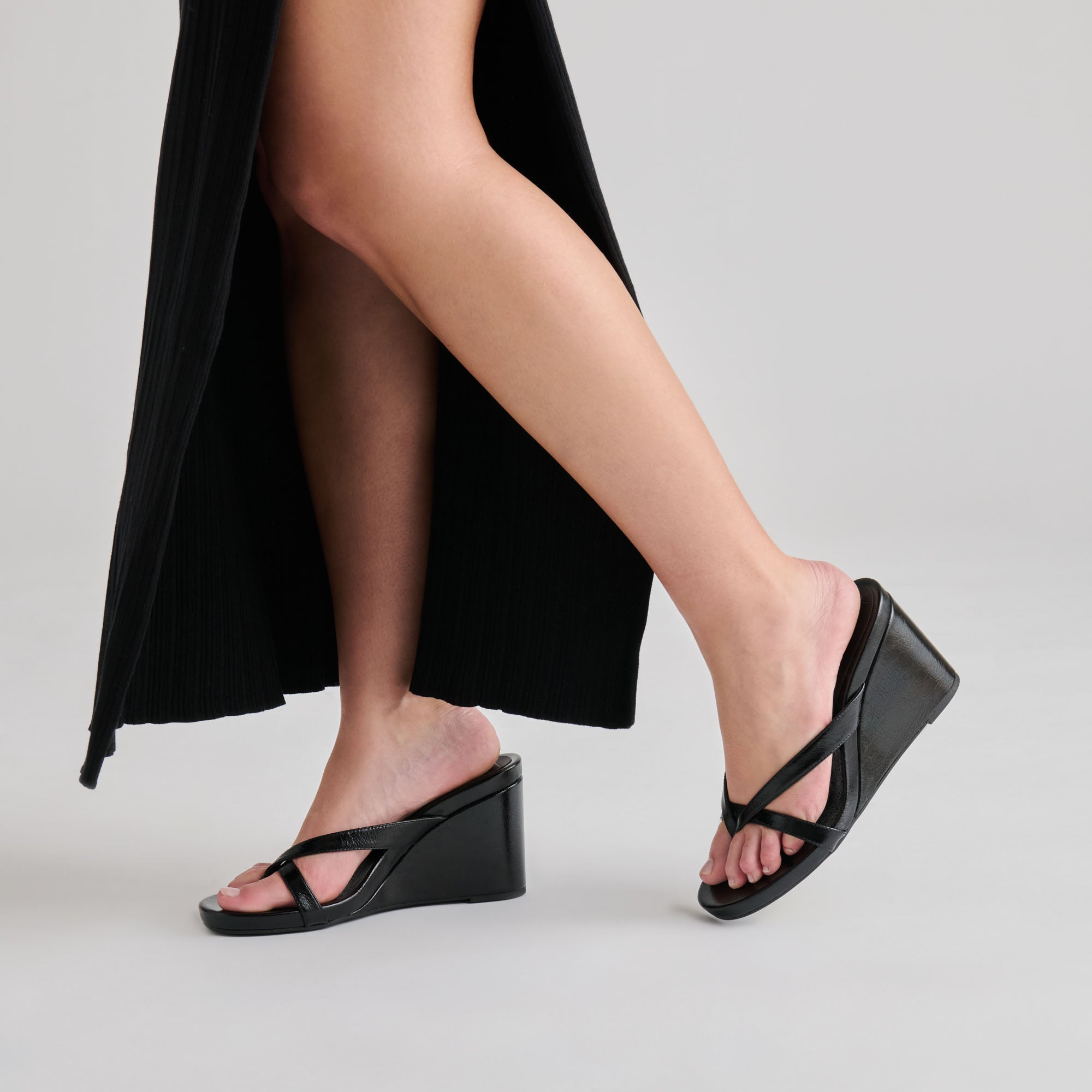 DOLCEVITA-HEEL_HELAN_BLACKLEATHER_02.jpg