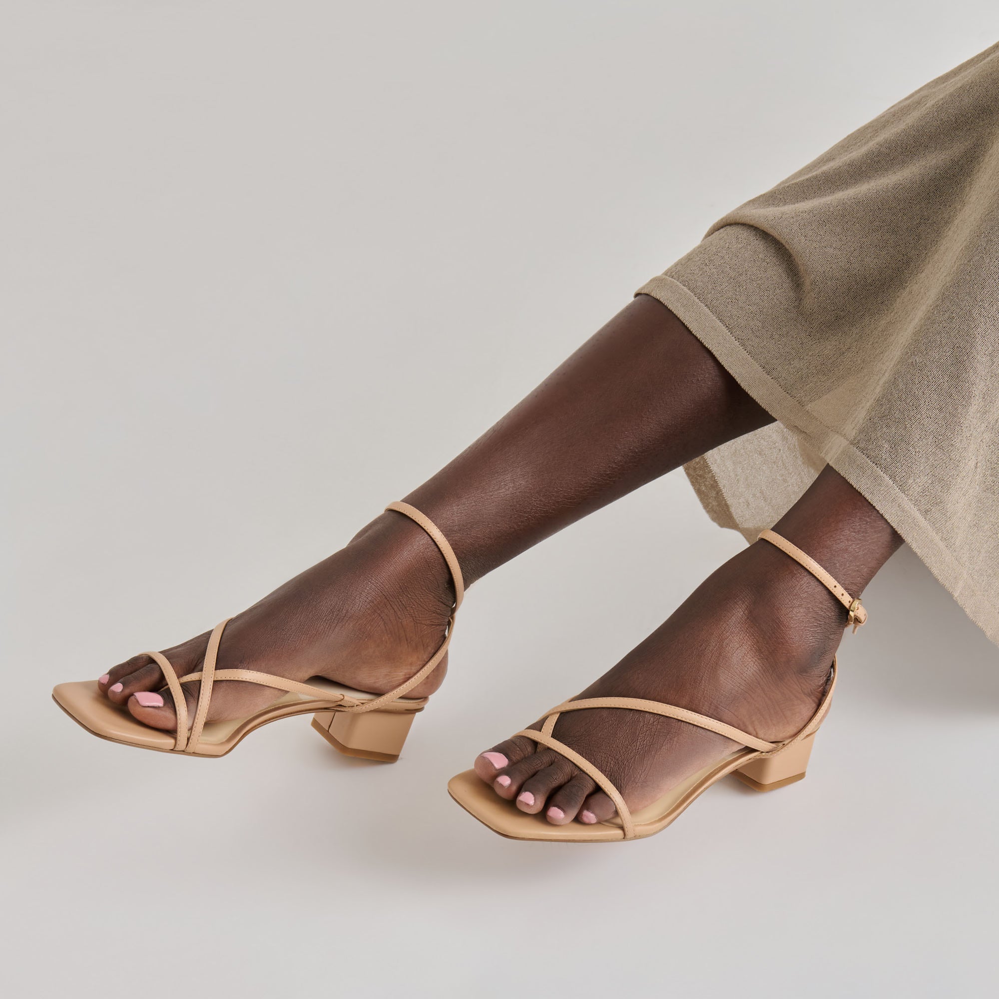 DOLCEVITA-HEEL_KARLOS_LTTAN-LEATHER_01-1.jpg