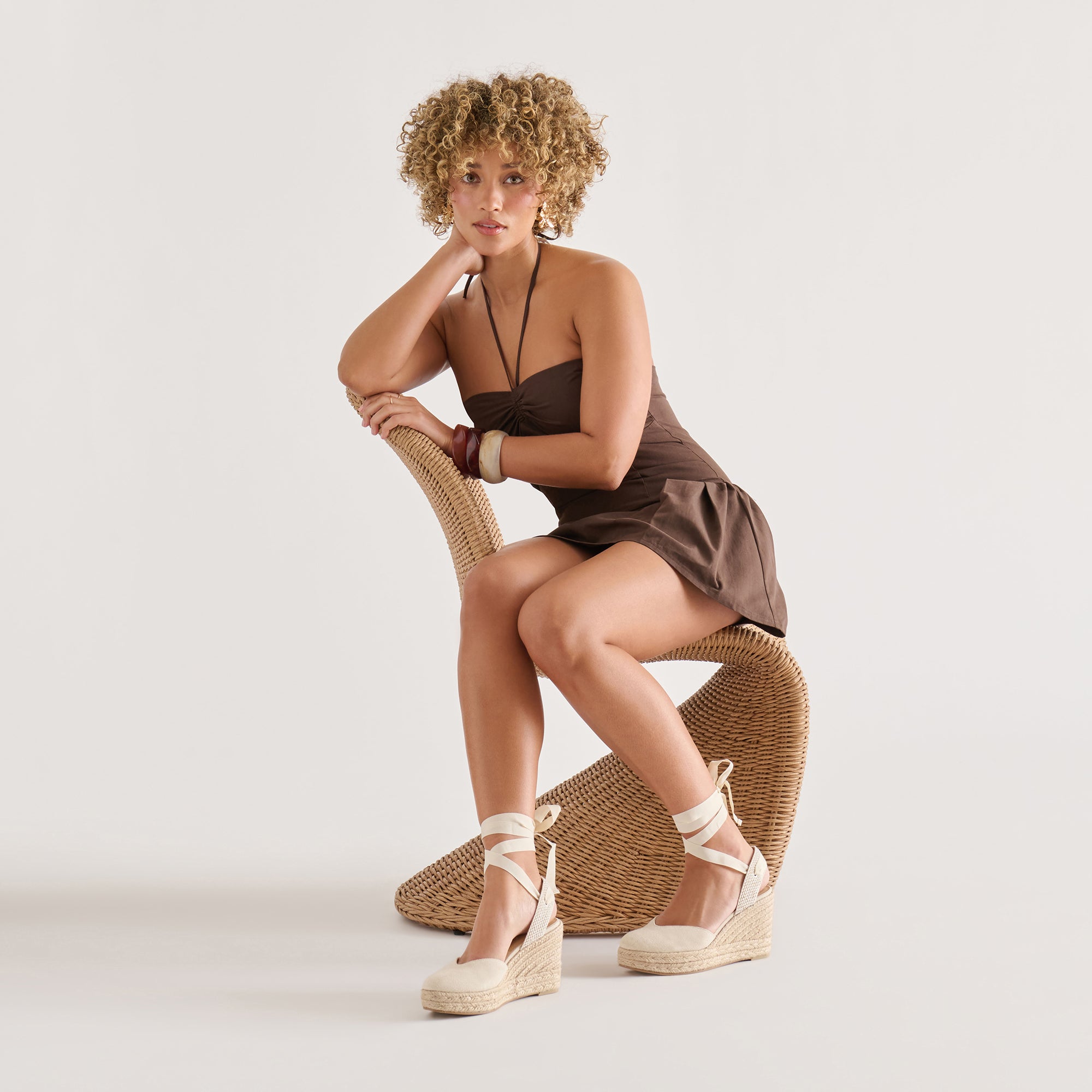 DOLCEVITA-HEEL_NOURA_ECRULINEN_01-1.jpg