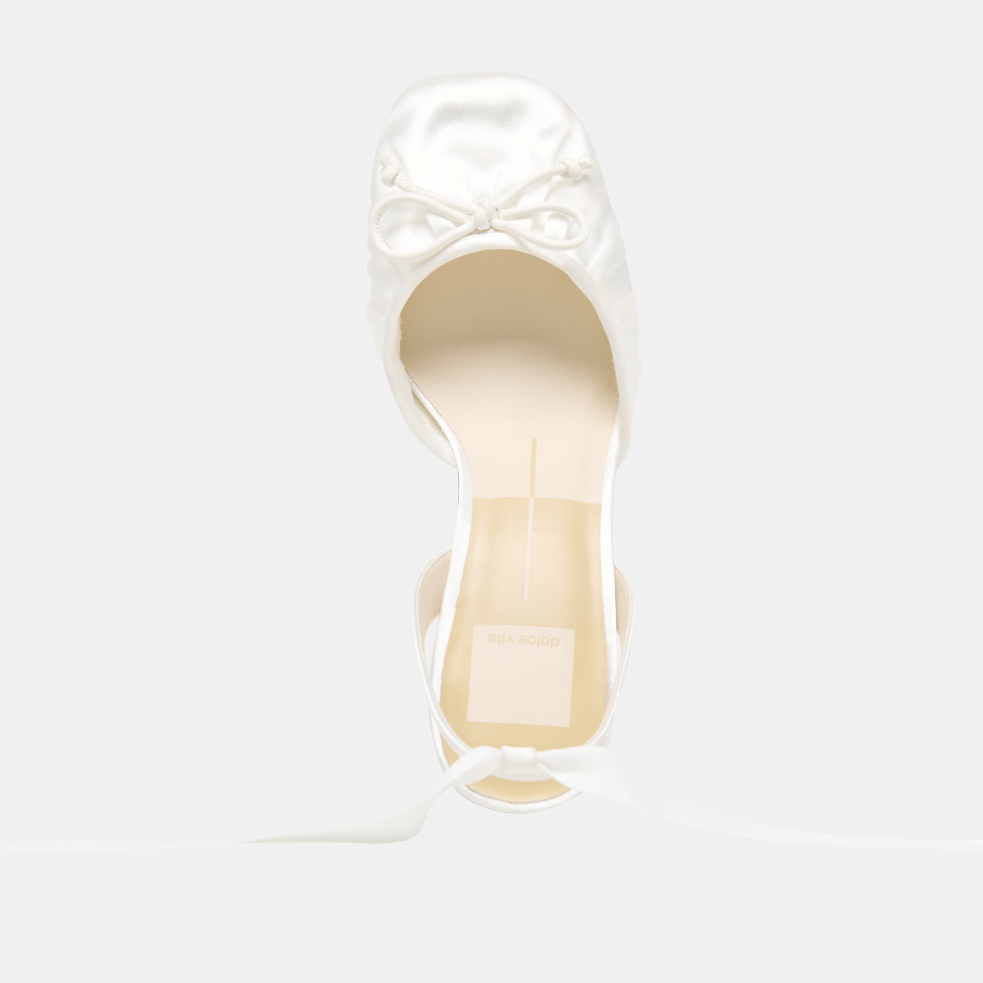 DOLCEVITA-HEEL_TISHA_TRUEWHITESATIN-06.jpg