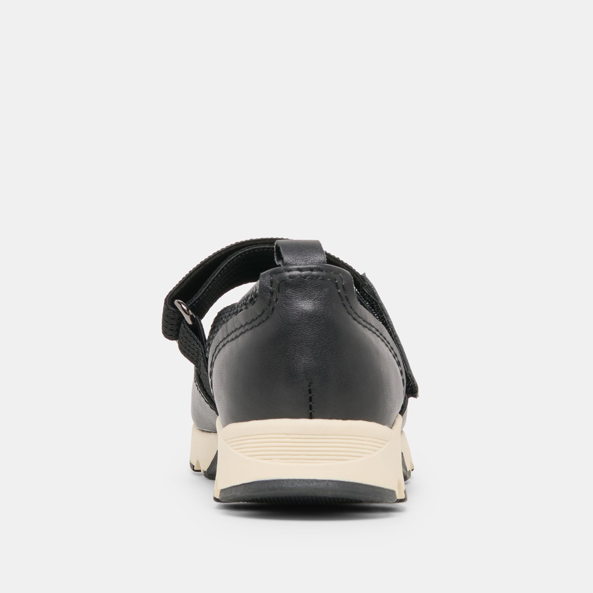 DOLCEVITA-SEAKER_SELINE_BLACKMESHLEATHER-05-1.jpg
