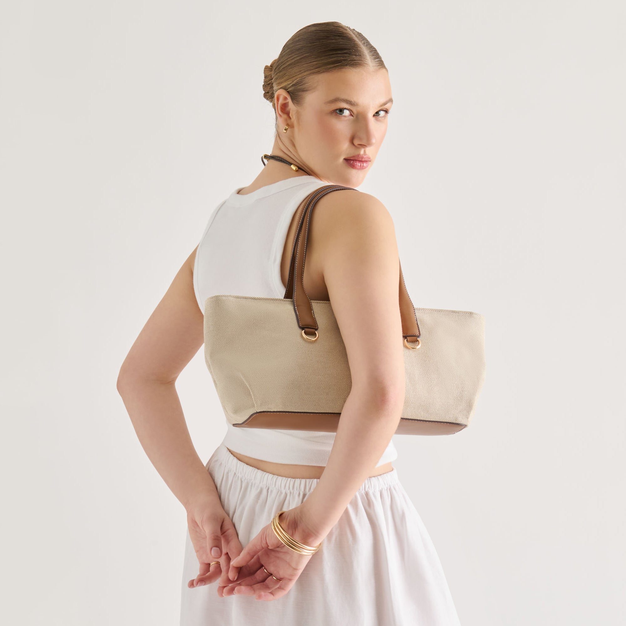 DOLCEVITA-SHOULDERBAG_CLARINAC_NATURAL_01-1.jpg