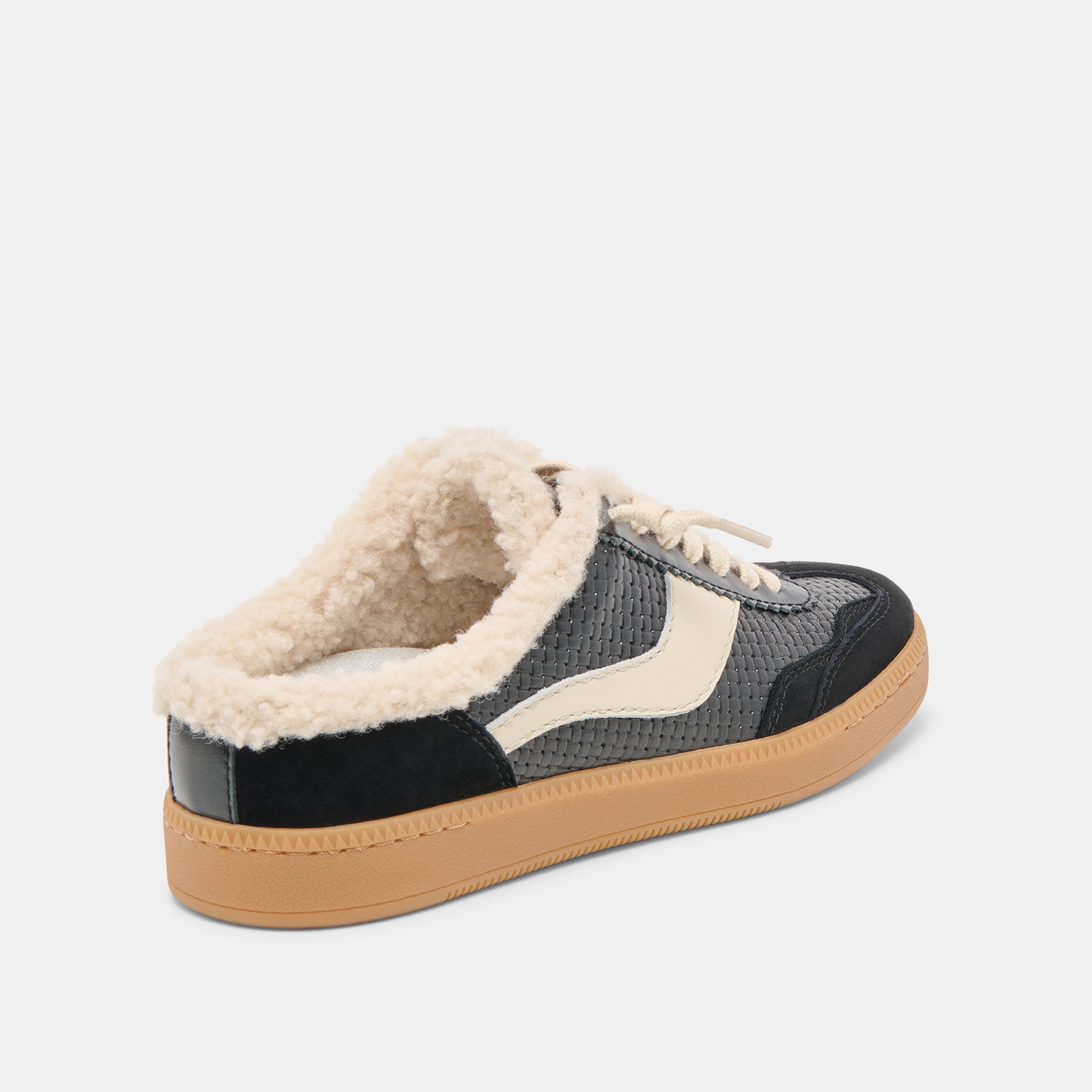 DOLCEVITA-SNEAKERS_NOTICESLIDEPLUSH_BLACKWOVENLEATHER-03-1.jpg
