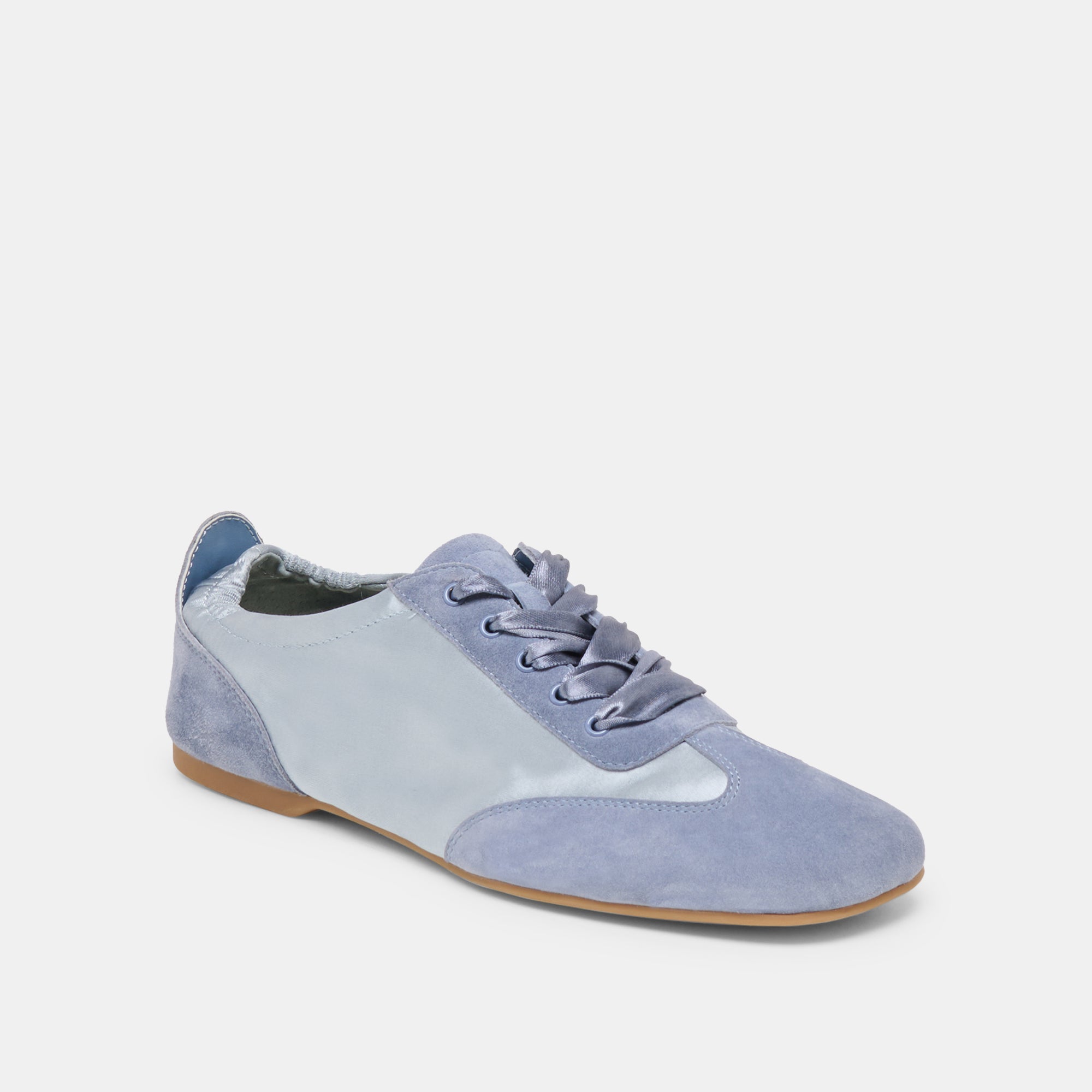 DOLCEVITA-SNEAKER_ITZY_PERIWINKLESATIN-01-1.jpg