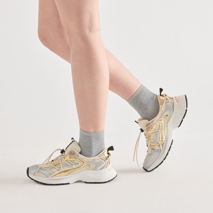 DOLCEVITA-SOCKS_HOISERY_01.jpg